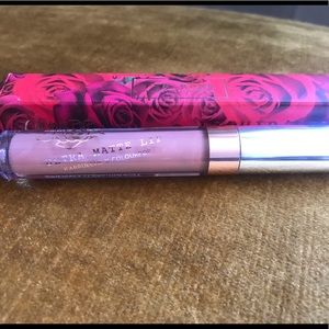 New Colourpop lipgloss in Chi